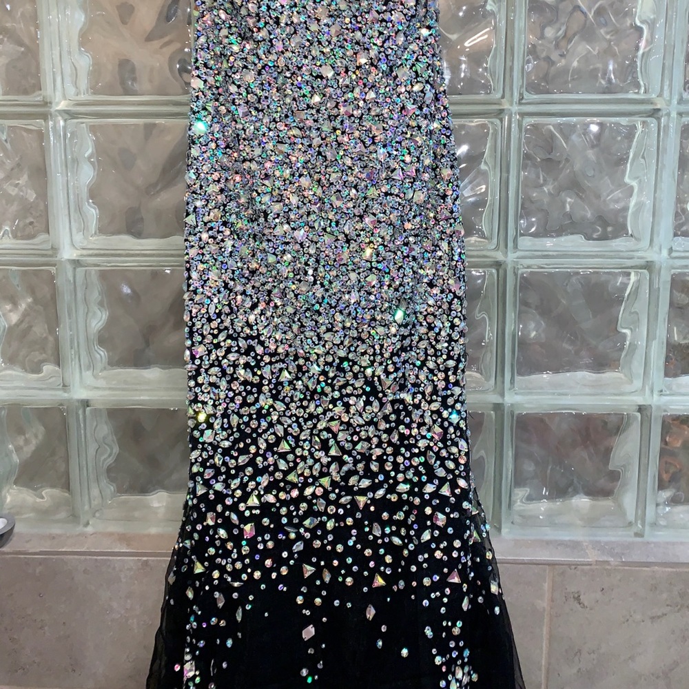 Boutique Strapless Blinged Beaded Original. Sz 10
